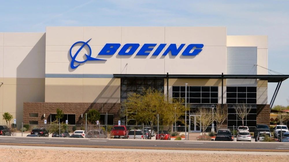 Boeing обогнал Airbus по поставкам и сократил денежный отток / Фото: Around the World Photos / Shutterstock