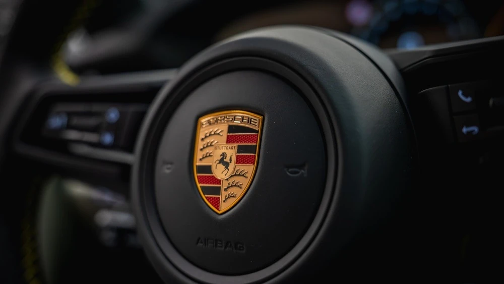 German premium car brand Porsche has agreed to sell its stakes in sportscar makers Bugatti and Rimac / Photo: NorthSky Films / Shutterstock.com