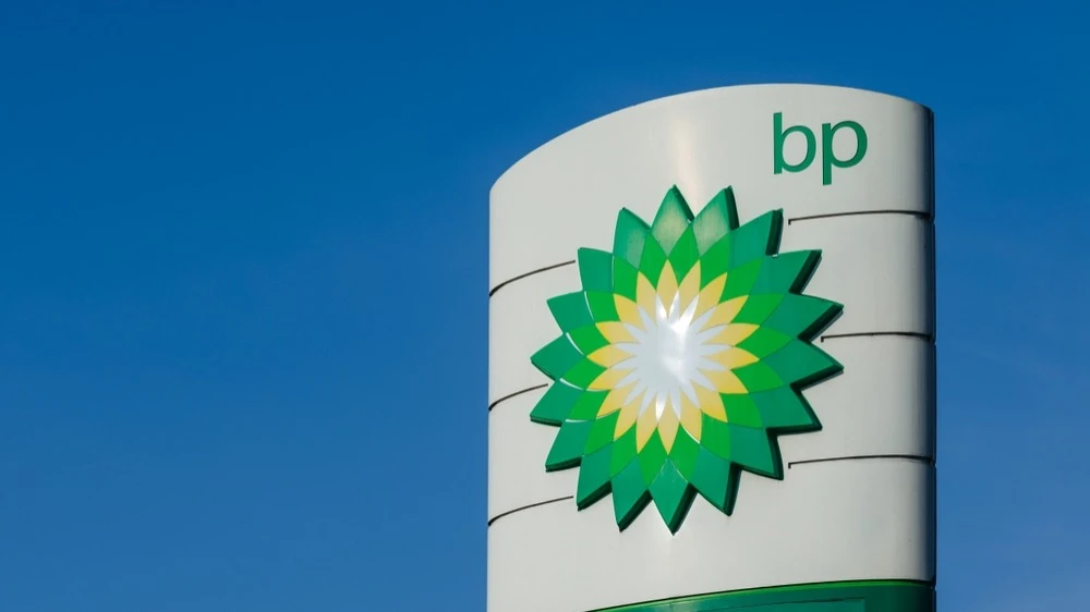 Бумаги британской BP вырвались в лидеры нефтегазового сектора с начала войны на Ближнем Востоке / Фото: Elninho/Shutterstock