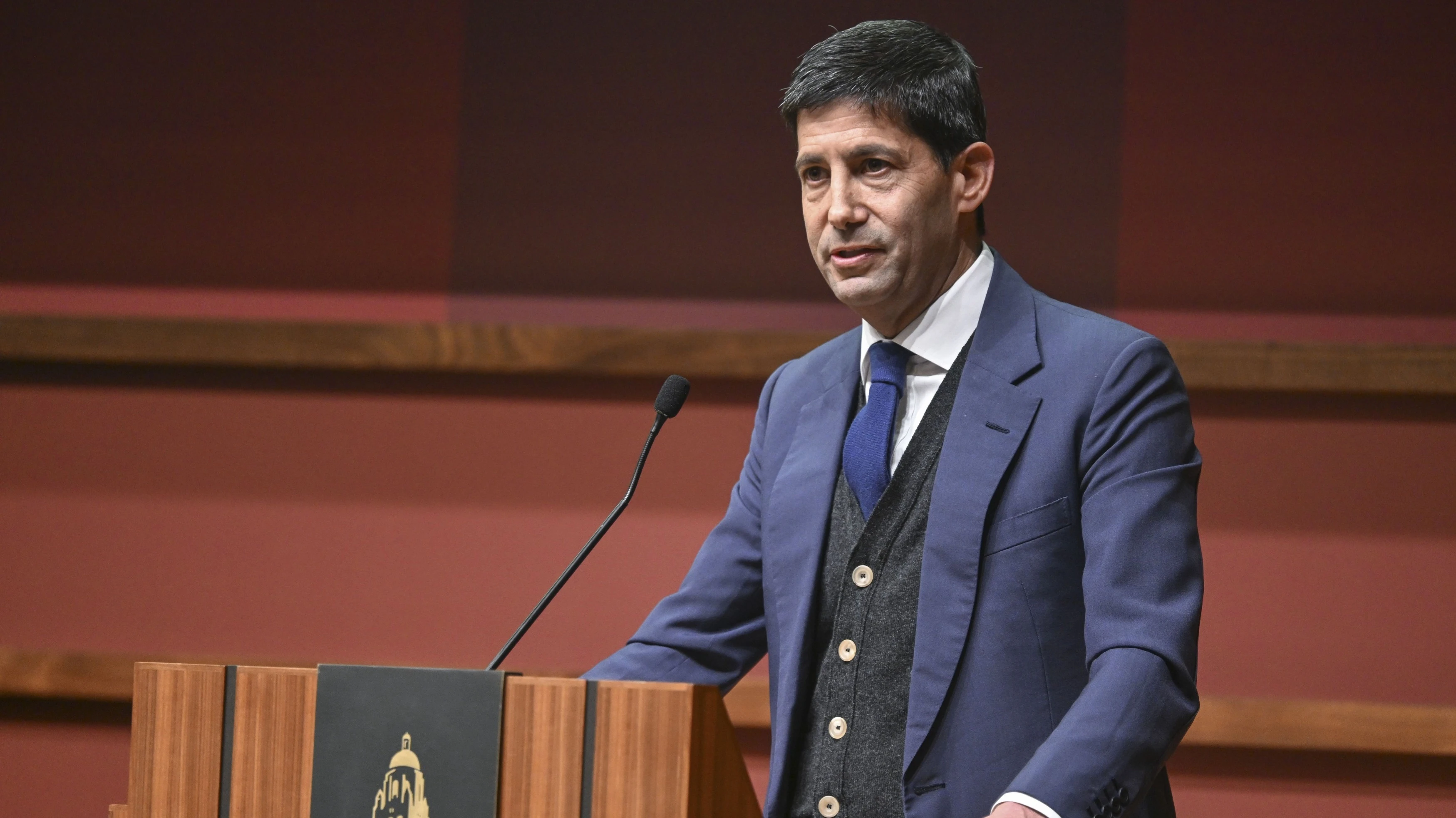 The Senate Select Committee advanced the confirmation of Kevin Warshs nomination to head the Fed / Photo: hoover.org