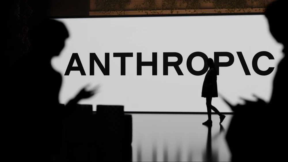 Партнерство с фондами прямых инвестиций обеспечит Anthropic доступ к сотням непубличных корпоративных клиентов / Фото: PhotoGranary02/Shutterstock.com