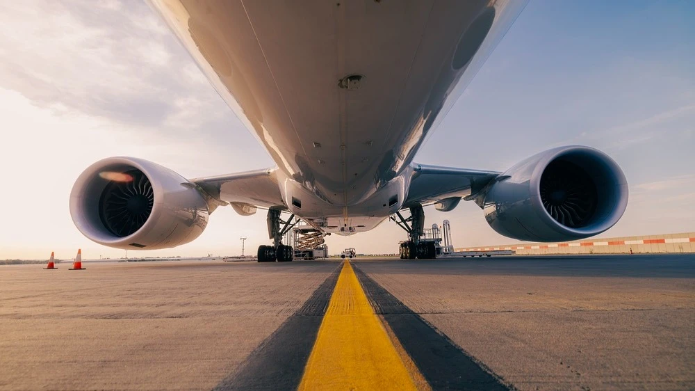 Airlines canceled 12 thousand flights and reduced 2 million seats due to the risk of fuel shortages / Photo: Jaromir Chalabala / Shutterstock