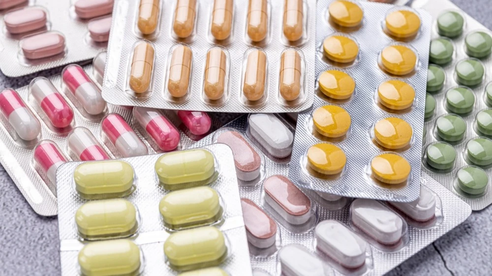 Pharmaceutical company Assertio has received a new purchase offer - shares soared / Photo: Tamakhin Mykhailo / Shutterstock