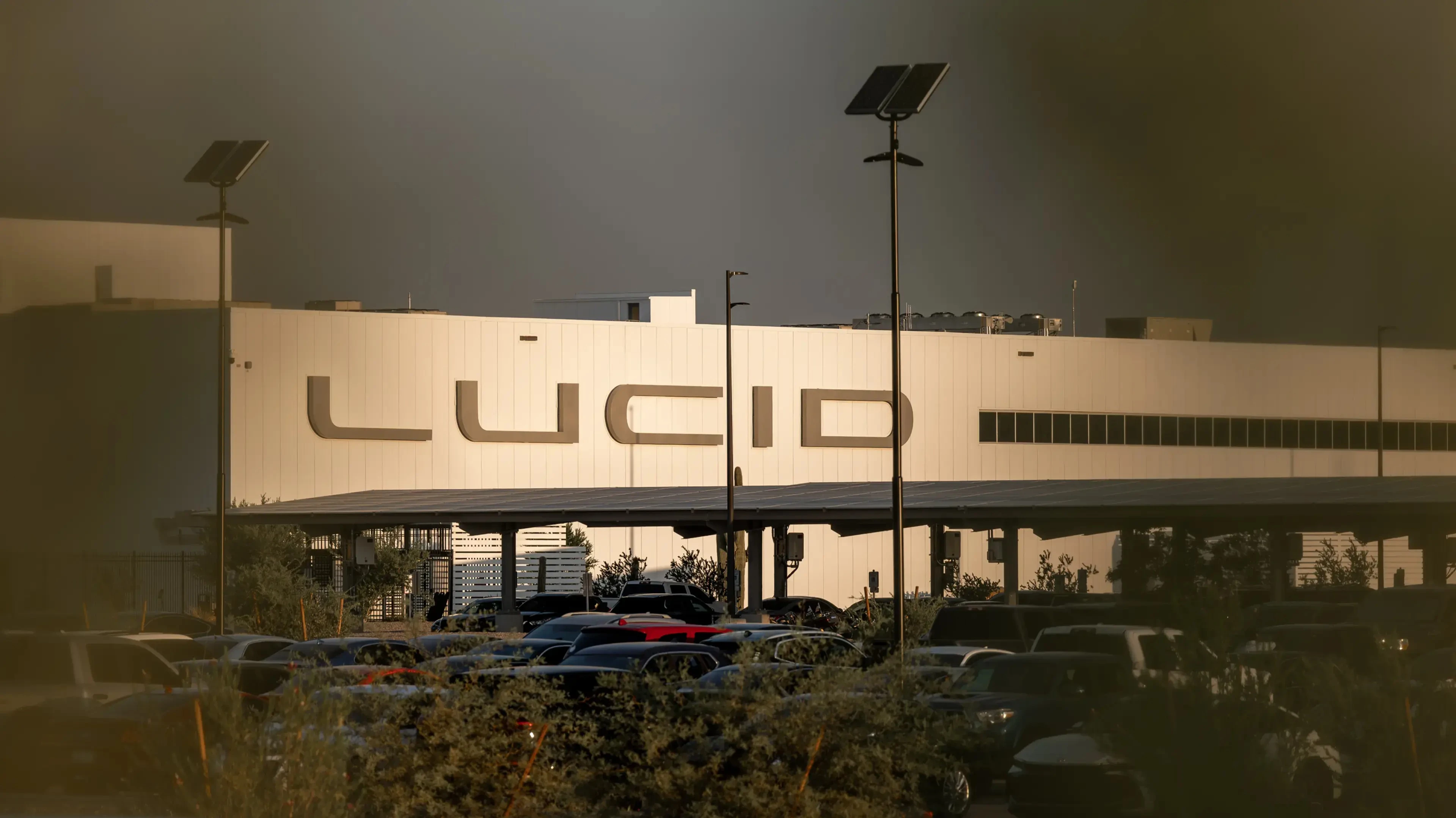 Lucid reported a wider-than-expected 1Q26 loss as the electric-vehicle maker tries to increase sales in a difficult market / Photo: Lucid Motors