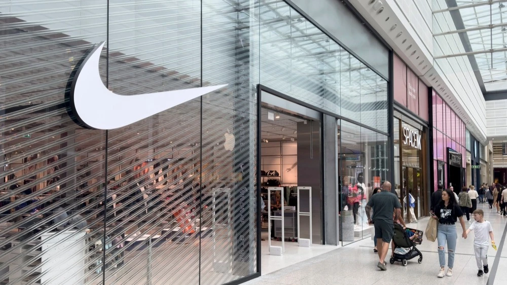 Investors are increasingly betting on a drop in Nike stock / Photo: raymond orton / Shutterstock.com
