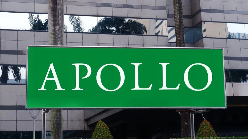 Apollo bought MFIC in 2013; in the first three months of 2026, the fund recorded a net loss of $61 million / Photo: Poetra.RH/Shuttersctock