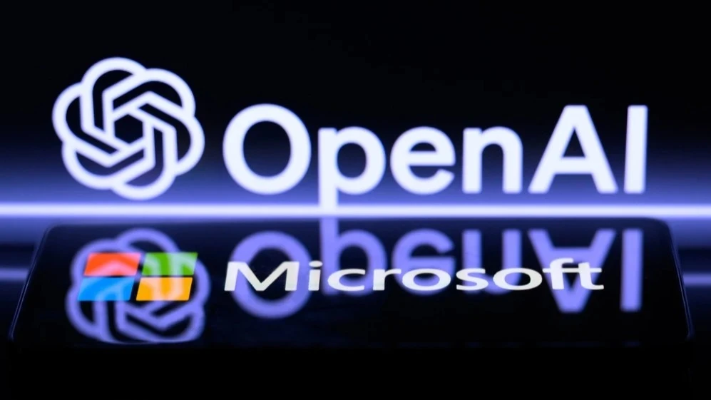 Microsoft и OpenAI в очередной раз меняют условия своего партнерства / Фото: JRdes/Shutterstock.com