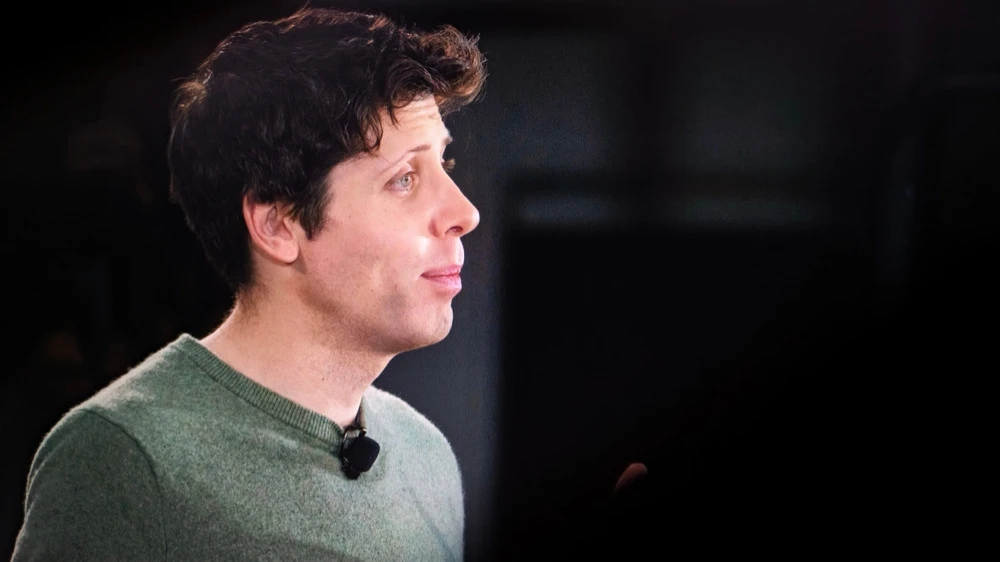 Sam Altman argues that Elon Musk was not opposed to moving OpenAI from a non-profit to a for-profit organization, but wanted to run it himself / Photo: FotoField / Shutterstock.com