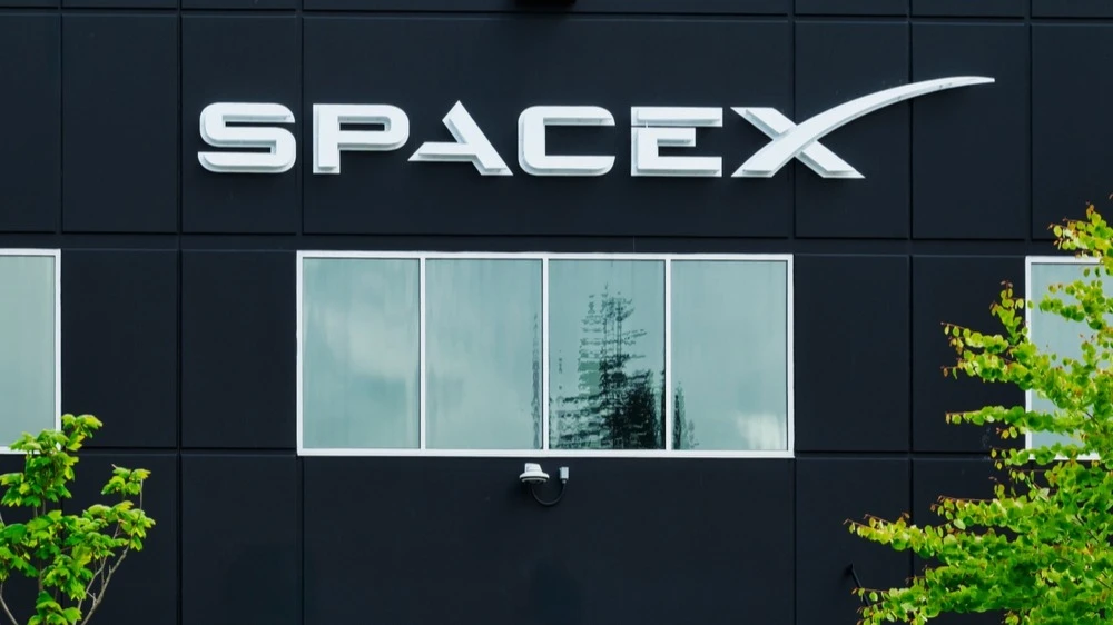 Конфиденциальная заявка на IPO SpaceX будет обнародована на следующей неделе, указали источники CNBC / Фото: Ken Wolter / Shutterstock.com