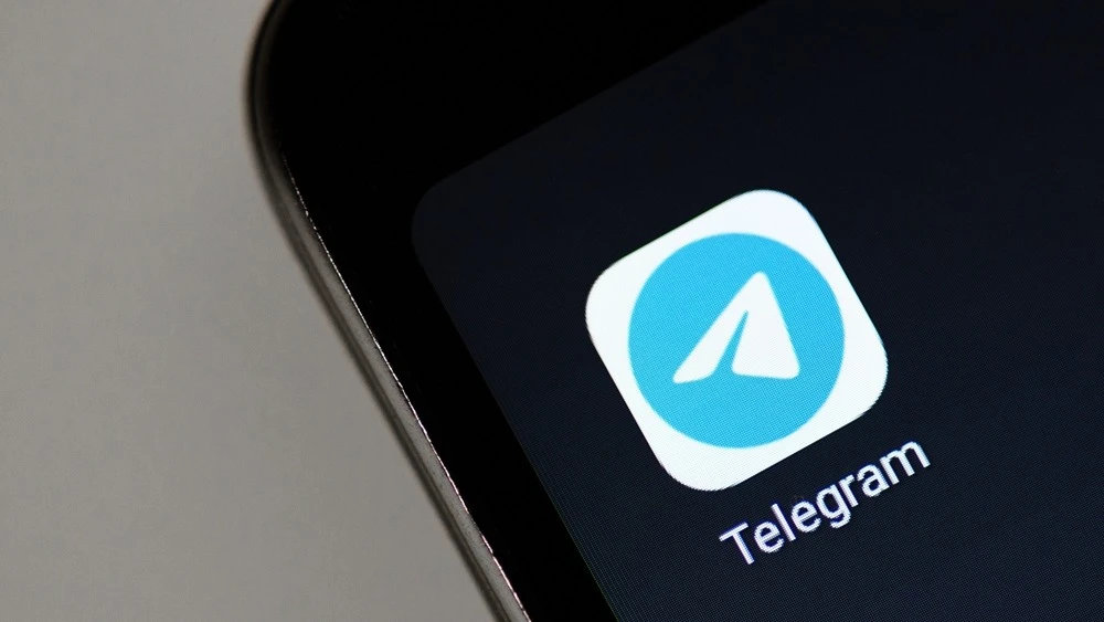 Investors value Telegram at more than $30 billion, Pavel Durov said in 2024 / Photo: Anton Pentegov / Shutterstock.com