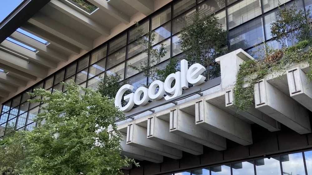 The emergence of Googles AI chips in the market may shake the position of Nvidia / Photo: Here Now/Shutterstock.com