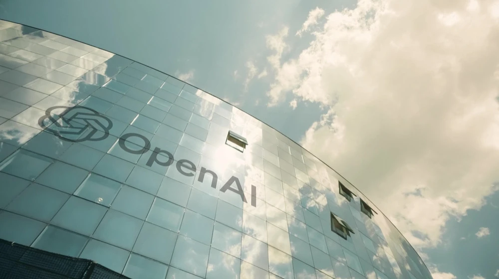 OpenAI could be valued at $1 trillion at IPO / Photo: Novikov Aleksey / Shutterstock.com