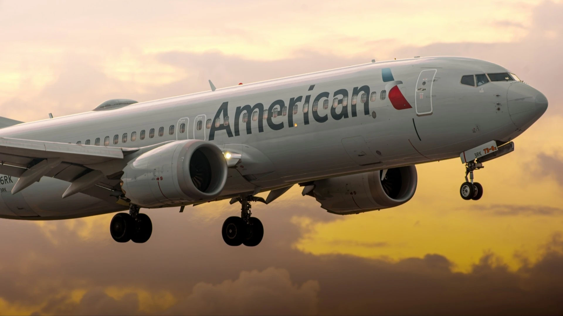 American Airlines has agreed with SpaceX to equip airplanes with Starlink systems / Photo: Unsplash / Shutr