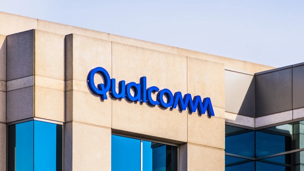 Qualcomm поставит китайской компании ByteDance ИИ-чипы для дата-центров, сообщают источники Bloomberg / Фото: Sundry Photography / Shutterstock.com