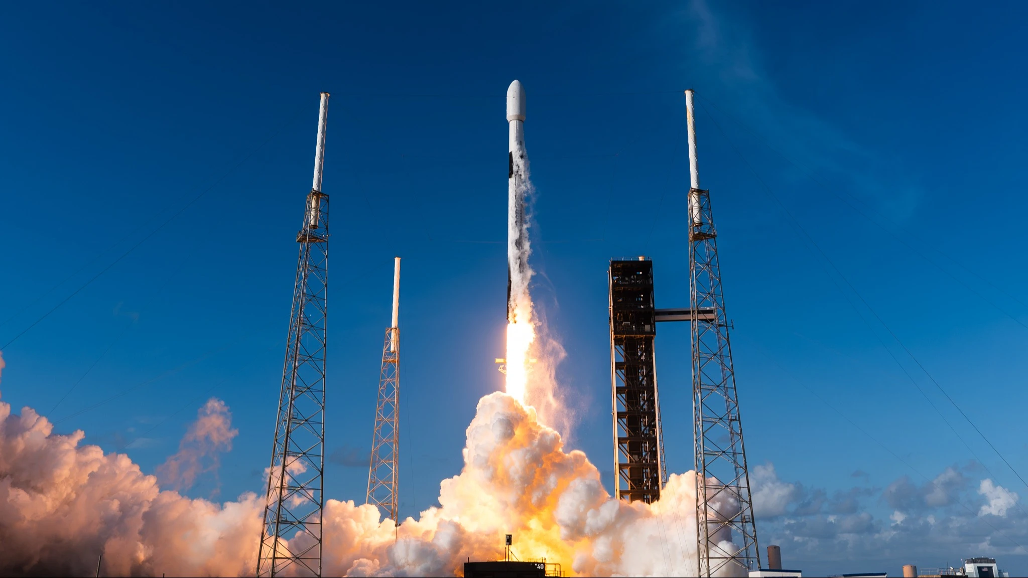 Wall Street and Elon Musks companies are discussing a possible merger of SpaceX and Tesla / Photo: X/SpaceX