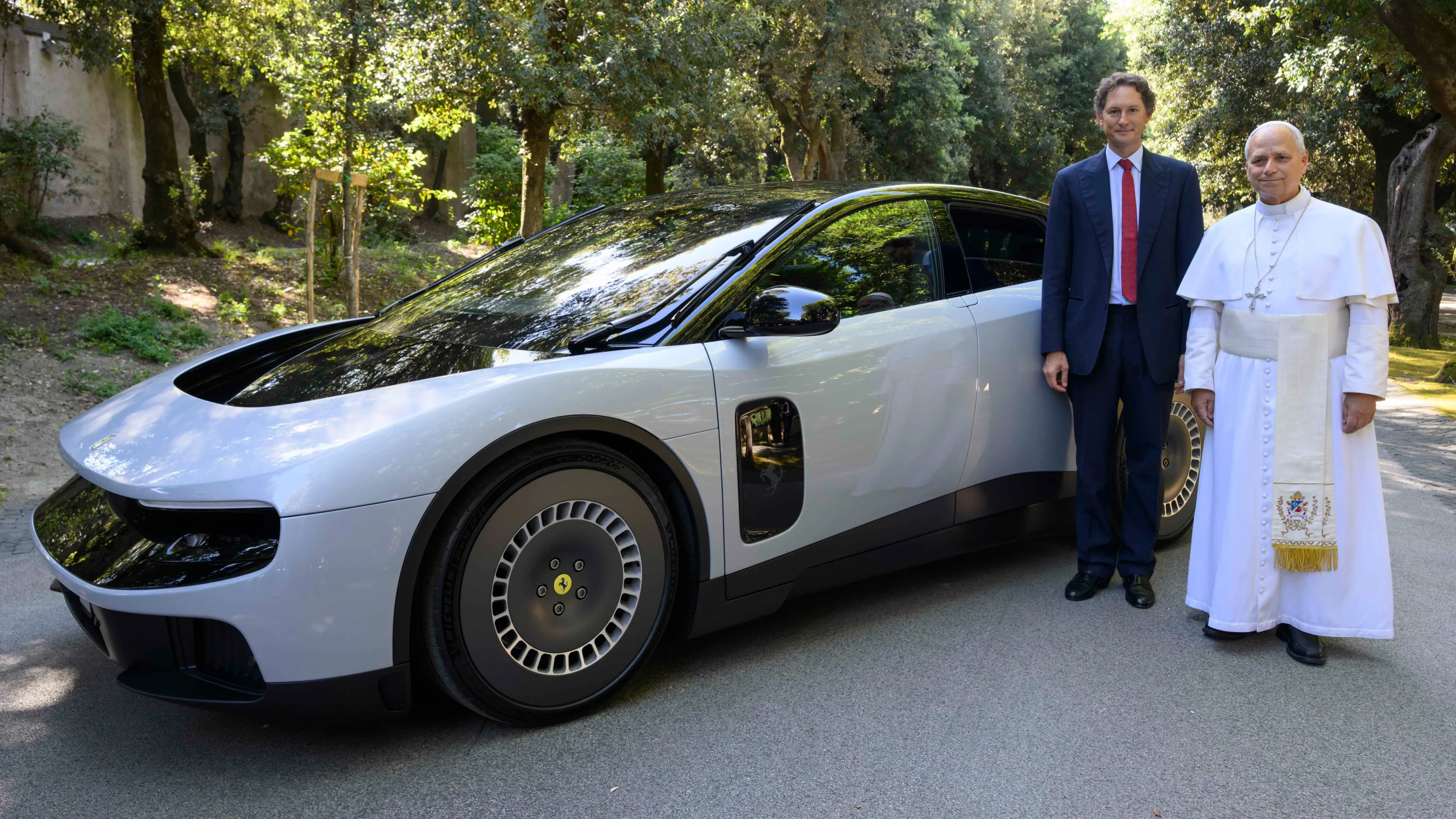 Ferrari showed the Luce electric car to Pope Leo XIV on May 26 / Photo: Ferrari