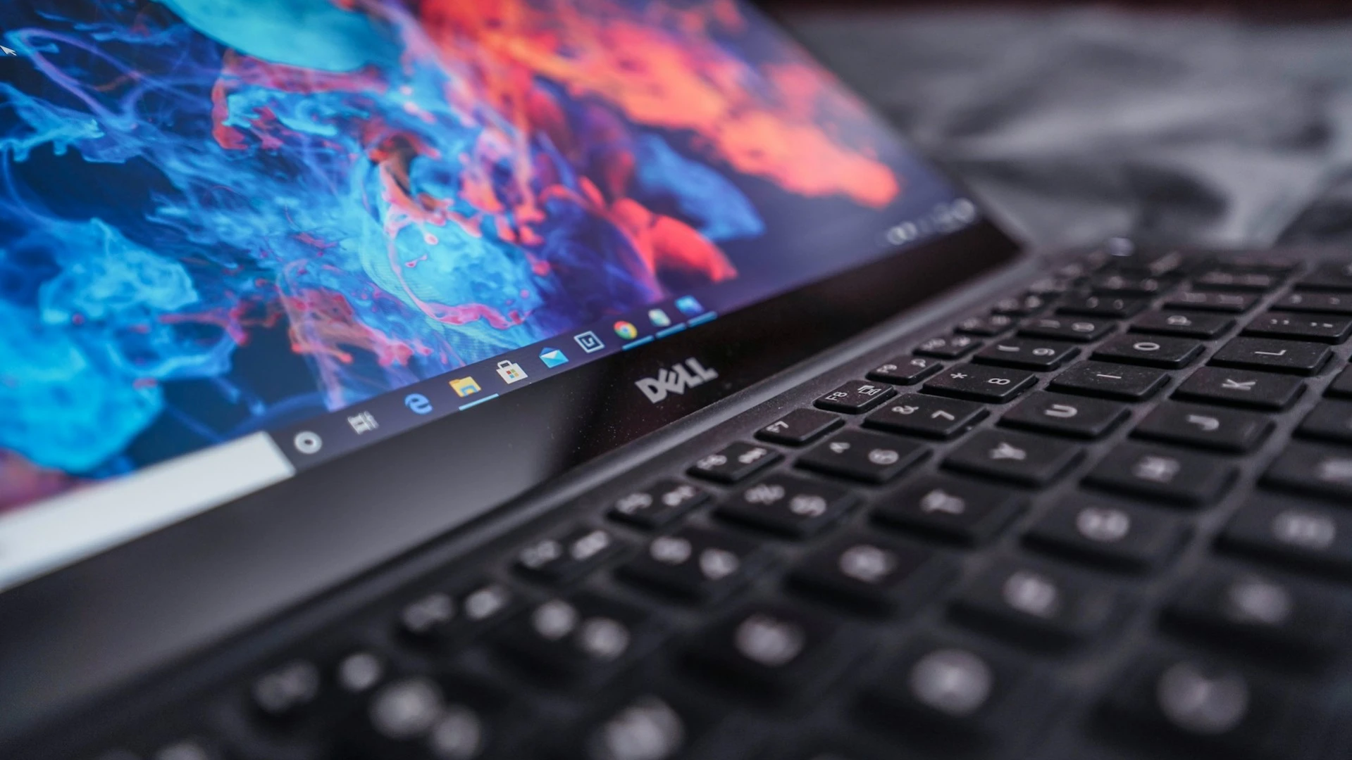 Акции Dell взлетели на 40% после отчета, поддержав уверенность инвесторов в продолжении ИИ-ралли / Фото: Unsplash/Its me Pravin