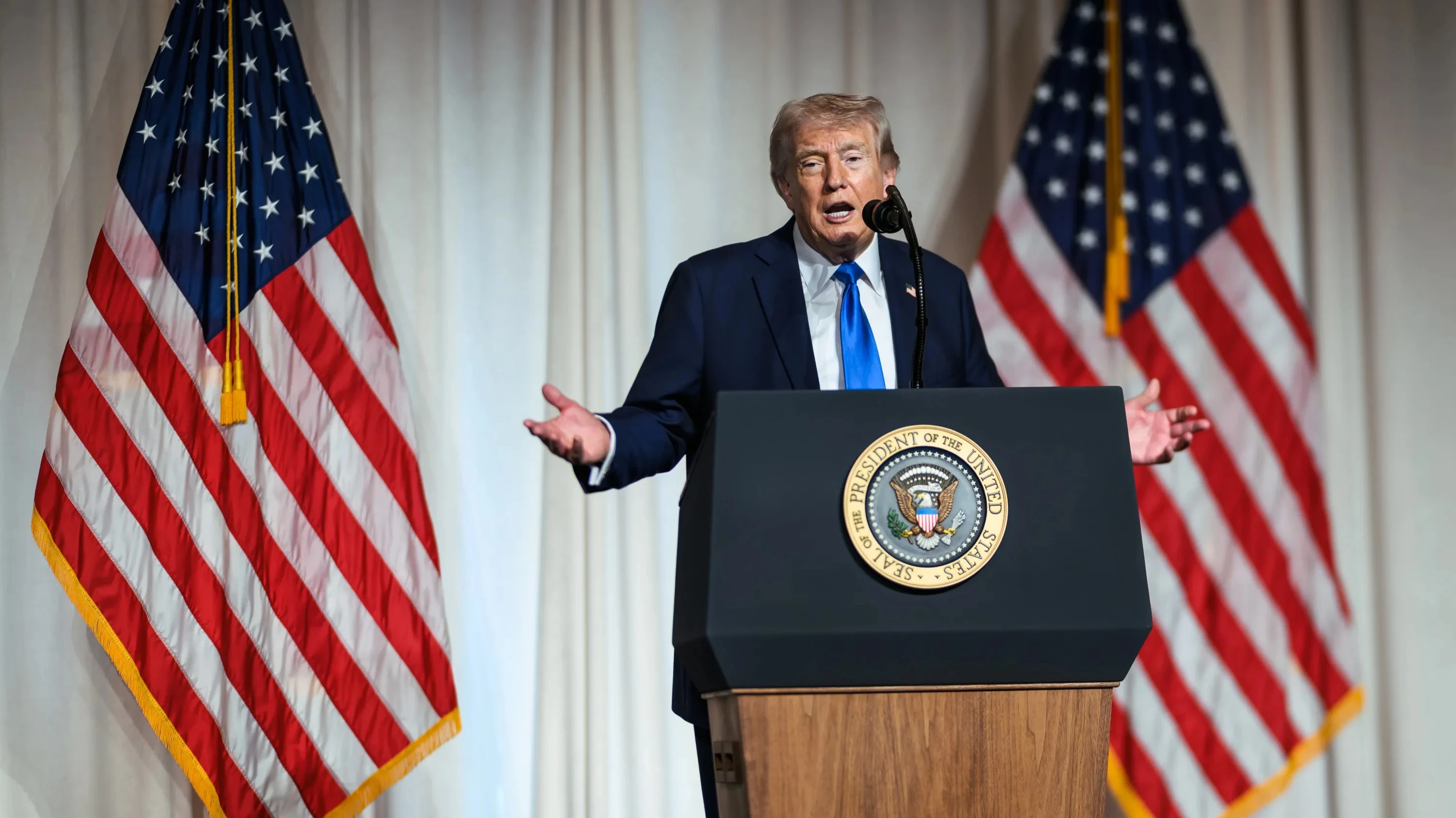 The US and Iran have exchanged revisions to the draft agreement on extending the ceasefire and opening the Strait of Hormuz, but the parties are far from a final compromise / Photo: The White House