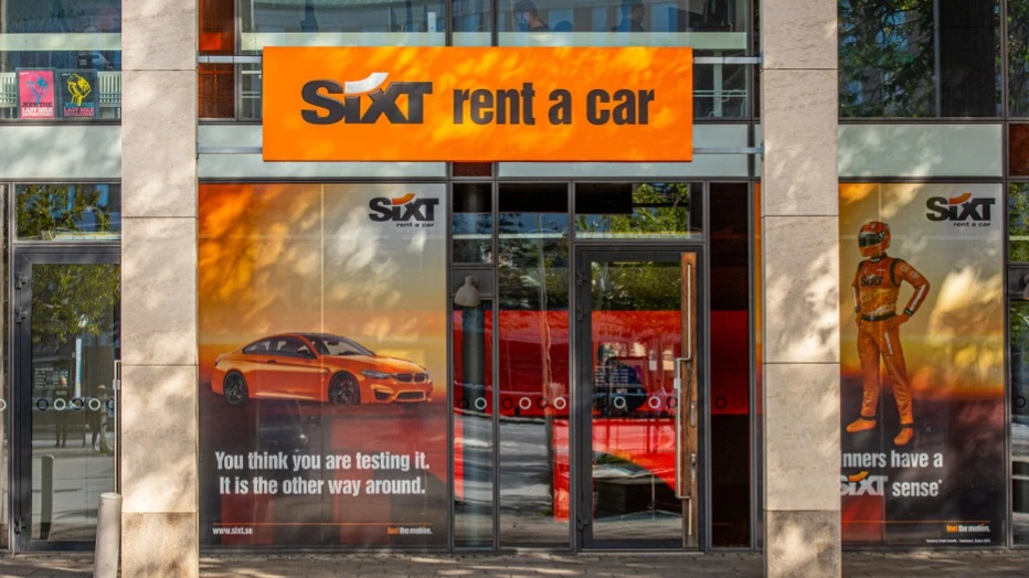 Sixt offers a wide selection of premium segment cars - BMW, Audi, Mercedes-Benz, Volvo Cars, as well as Porsche and Maserati / Photo: Trygve Finkelsen / Shutterstock.com