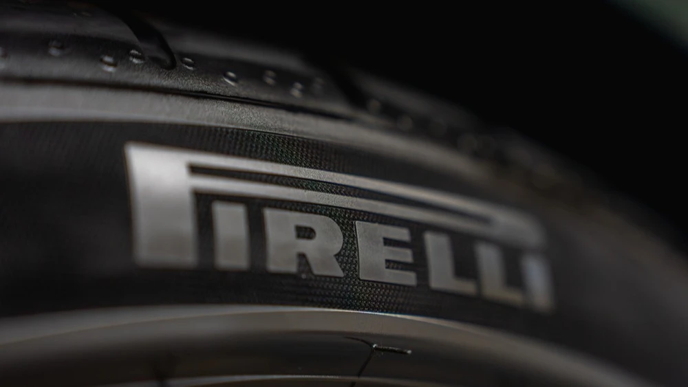 Акции Pirelli рухнули на 13% после атаки шортиста / Фото: NorthSky Films / Shutterstock.com