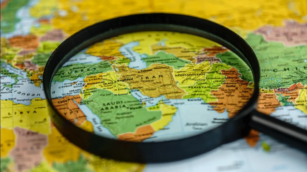 The main pressure on risk appetite in the upcoming trading will be the escalation of confrontation in the Middle East / Photo: Czerep rubaszny / Shutterstock