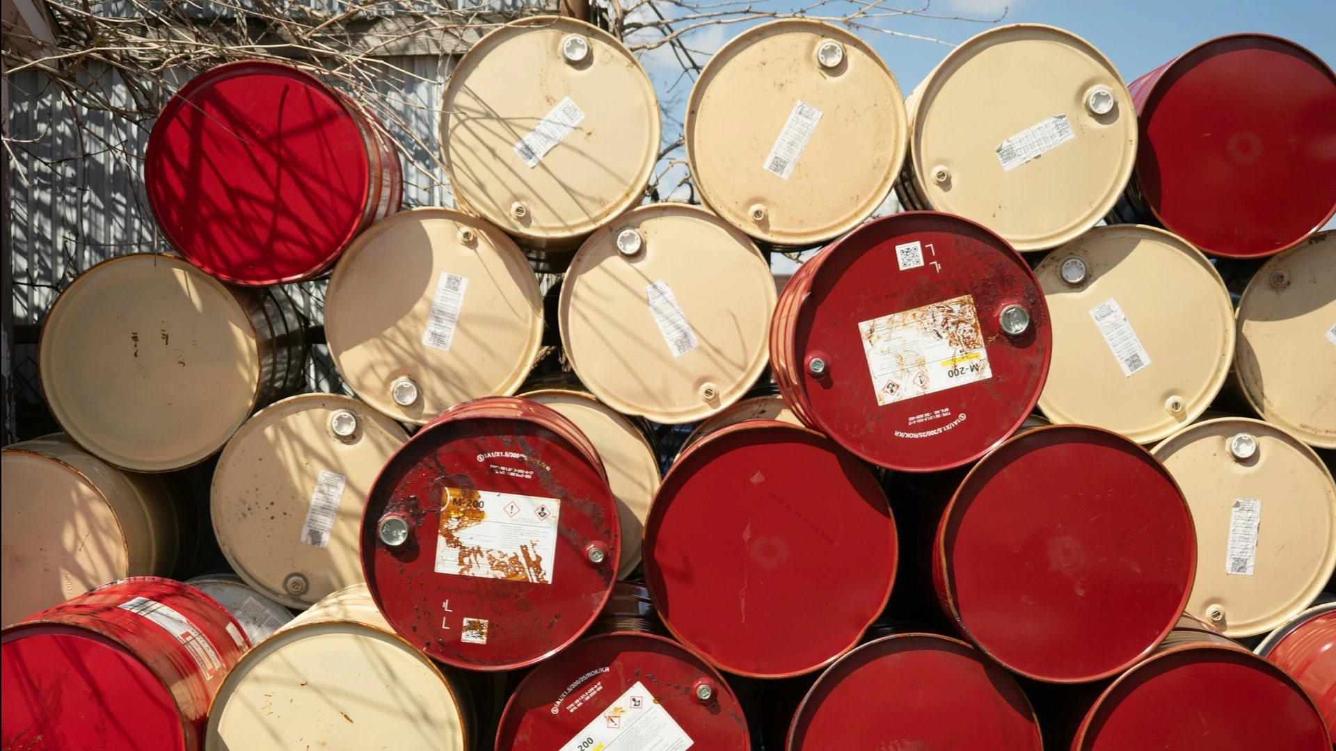 The physical market better reflects where the equilibrium price of oil really is / Photo: benjamin lehman / Unsplash.com