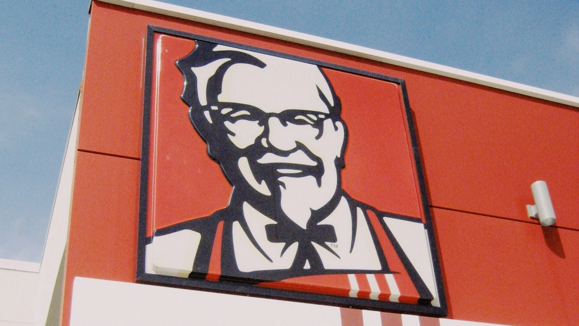Сеть ресторанов KFC решилась на масштабное изменение меню / Фото: Unsplash.com / Spencer Scott Pugh