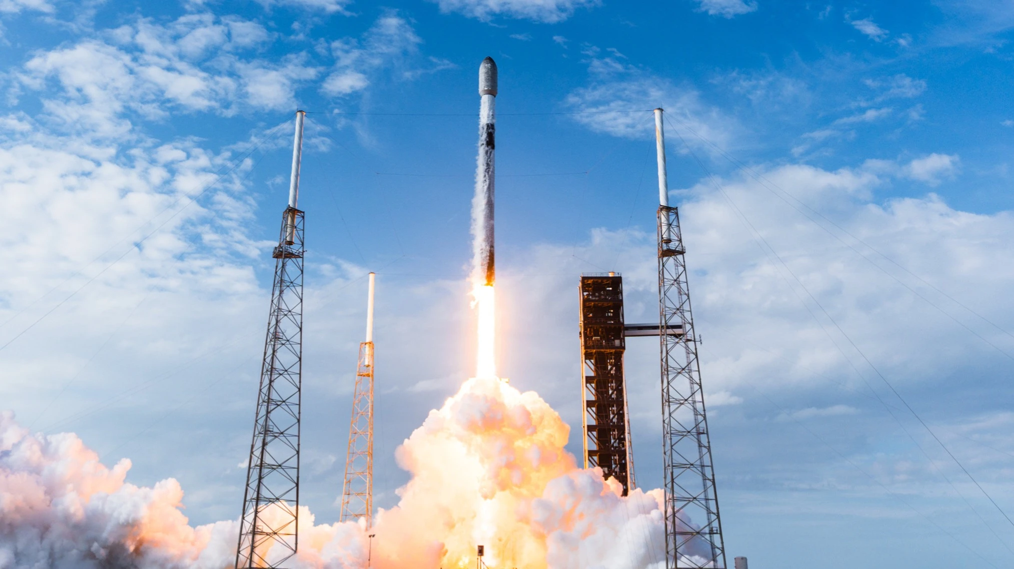 Bill Eckman believes that SpaceXs high valuation will help it in merger and acquisition deals / Photo: X / SpaceX