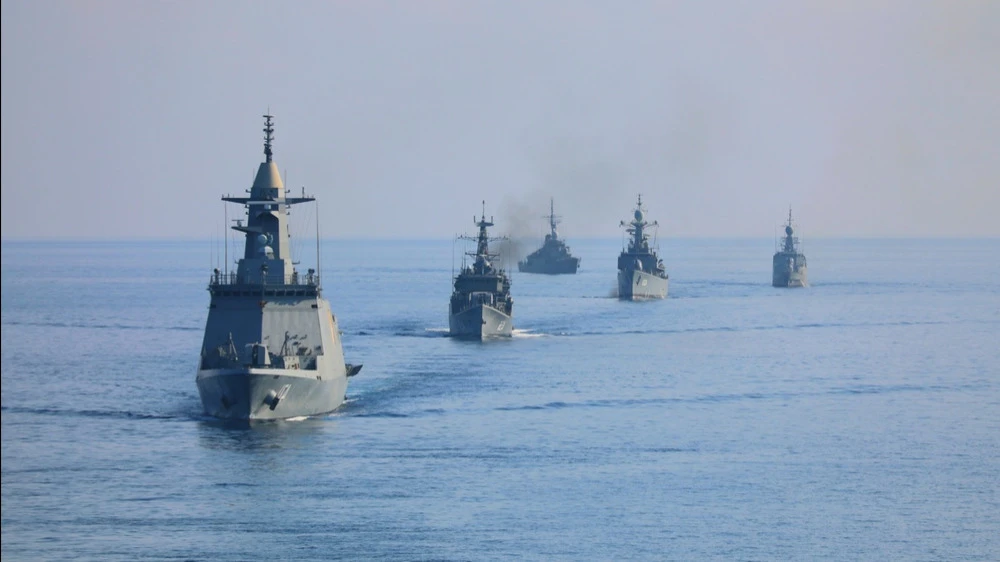 The U.S. and Iran have agreed to end the war and reopen the Strait of Hormuz / Photo: somkanae sawatdinak / Shutterstock.com