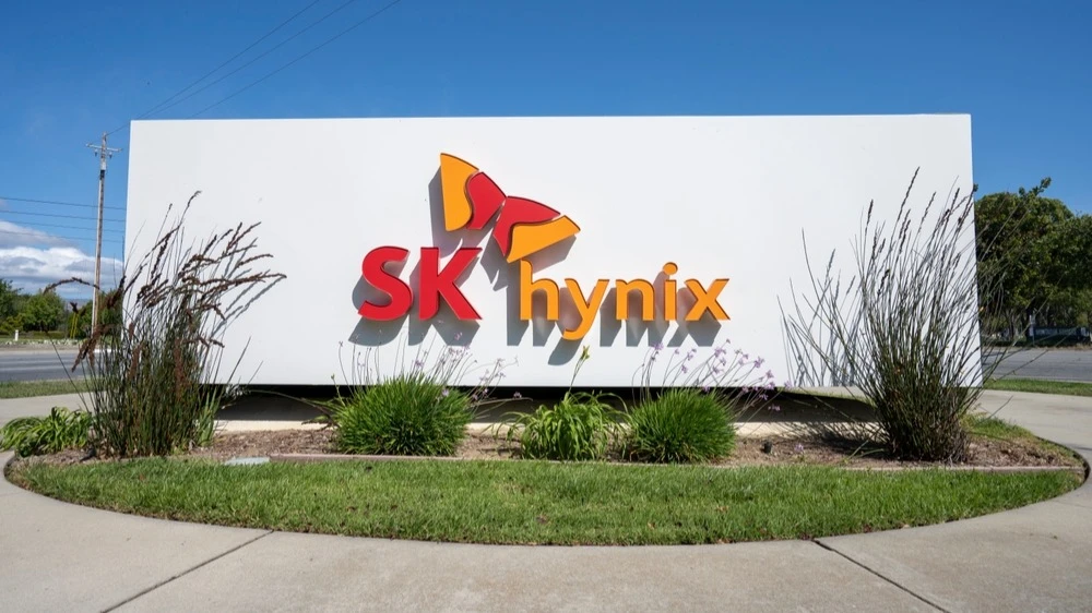 SK Hynix to List ADRs on Nasdaq: The Company Plans to Raise $29.4 Billion / Photo: Tada Images / Shutterstock.com