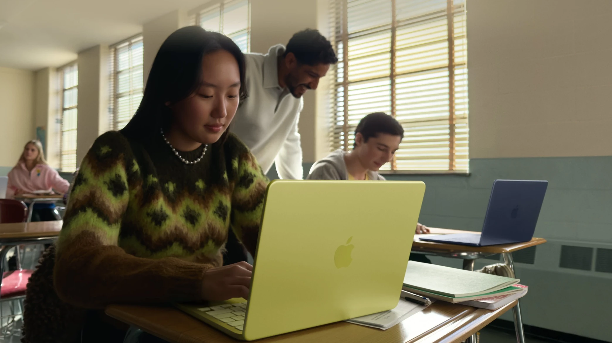 Цена на MacBook Neo выросла на $100 / Фото: Apple
