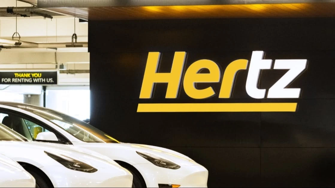 С начала 2026 года акции Hertz подешевели на 50% / Фото: Facebook / Hertz