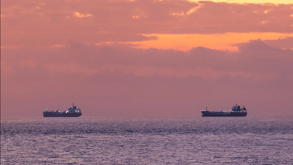 Morning in New York: Indices Searching for Direction