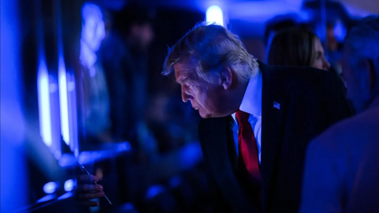 Trump came to the defense of American tech giants such as Meta, Alphabet, and Amazon / Photo: White House