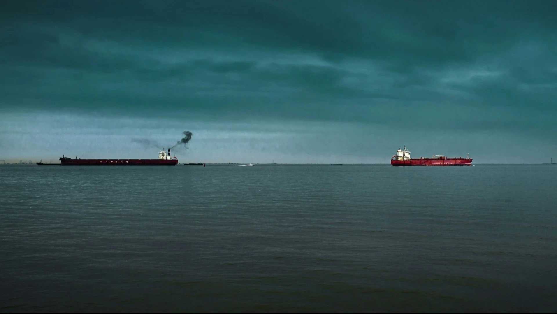 Oman may impose a fee for passage through the Strait of Hormuz, according to Bloomberg sources / Photo: zhao chen / Unsplash.com