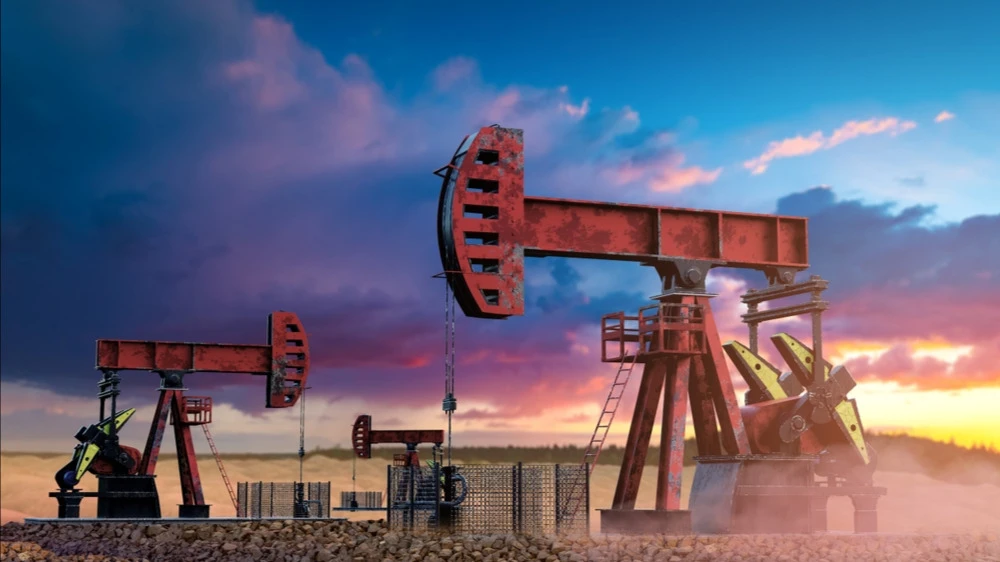 For the first time since the start of the conflict between the U.S. and Iran, analysts have lowered their forecast for the average price of oil in 2026 / Photo: FOTOGRIN / Shutterstock.com