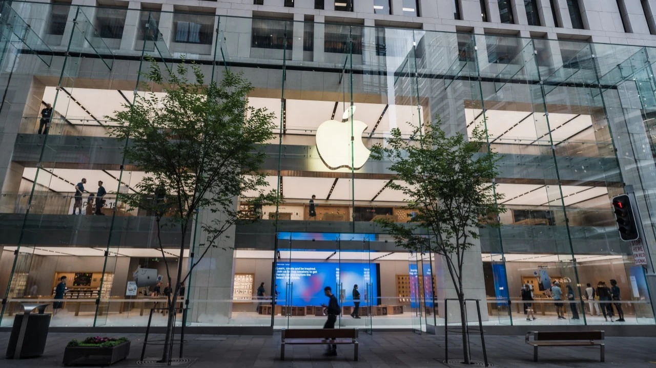 Apple хочет использовать в гаджетах, которые продаются в Китае, чипы с этого же рынка / Фото: Vivid Brands / Shutterstock.com