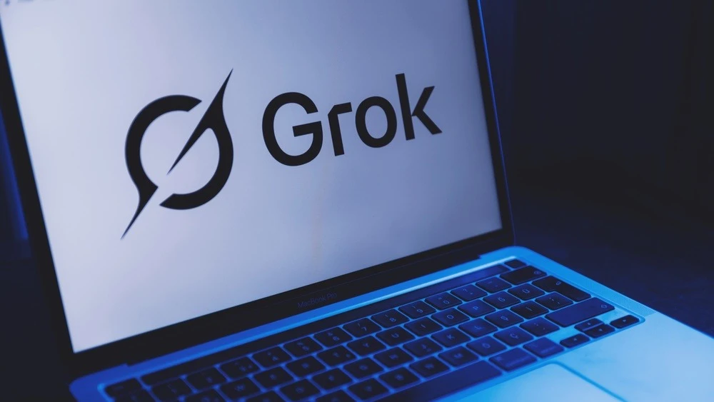 Состоялся релиз Grok 4.5 — первой совместной разработки SpaceXAI и Cursor / Фото: Shutterstock.com / arda savasciogullari