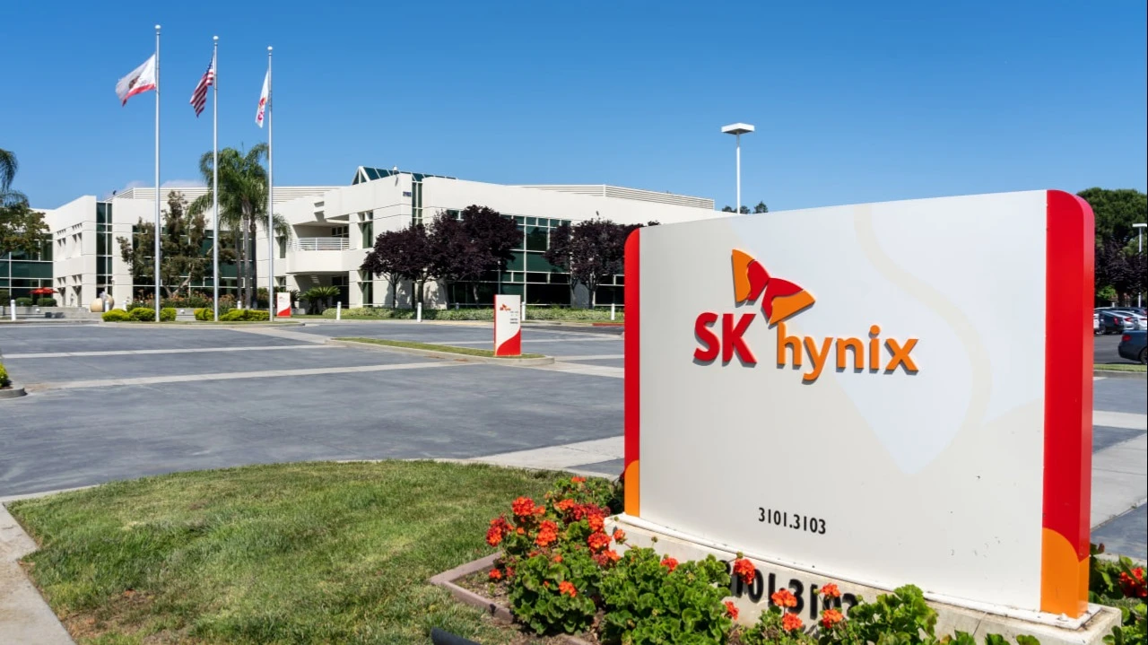 Ожидается, что листинг SK Hynix в США станет рекордным иностранным размещением / Фото: JHVEPhoto / Shutterstock.com