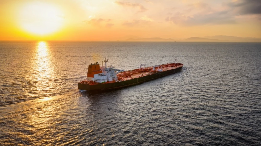 Two Greek tankers managed to pass through the Strait of Hormuz / Photo: Sven Hansche / Shutterstock.com