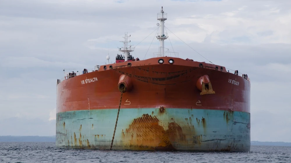 Цены на нефть выросли после очередного обмена ударами между США и Ираном в районе Ормузского пролива / Фото: shutterstock.com