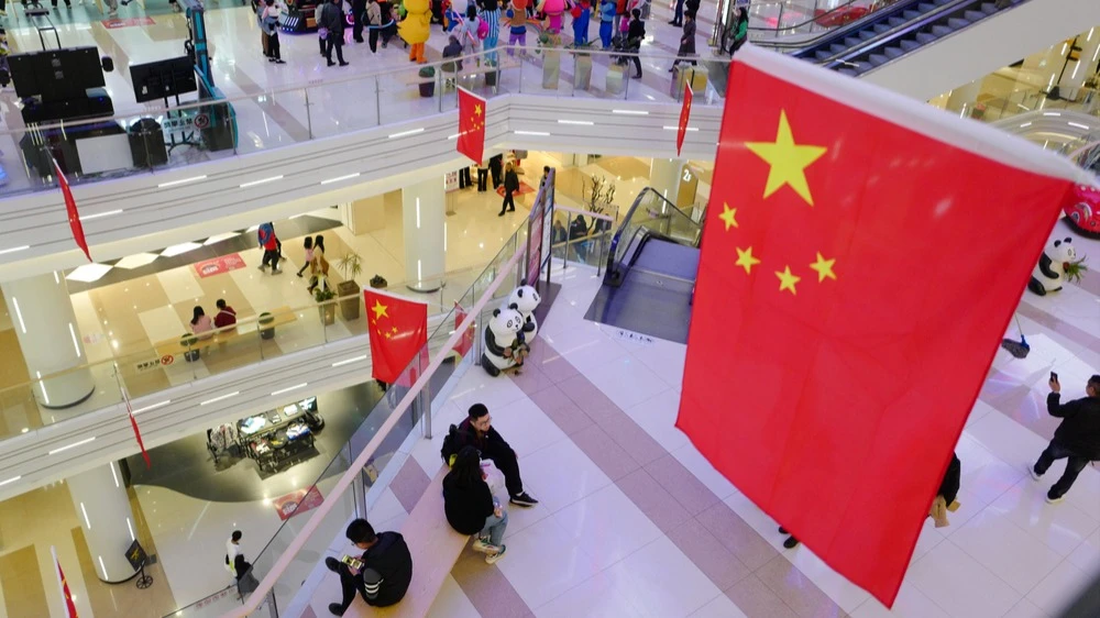 Consumer demand in China remains weak / Photo: humphery/Shutterstock.com