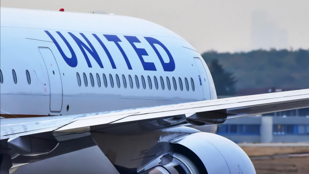 Uniteds fuel costs in the second quarter rose by $2.3 billion, or 84%, compared with the same period a year earlier / Photo: Vytautas Kielaitis / Shutterstock.com