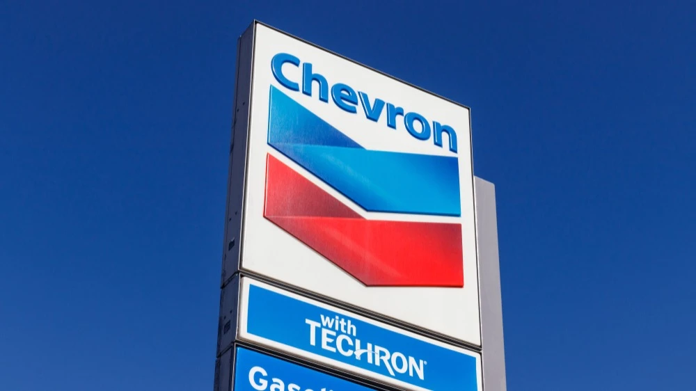 Chevron намерен подписать соглашения с Ираком, которые продвинут переговоры об инвестициях в крупные нефтяные месторождения, сообщил Bloomberg / Фото: Jonathan Weiss / Shutterstock.com