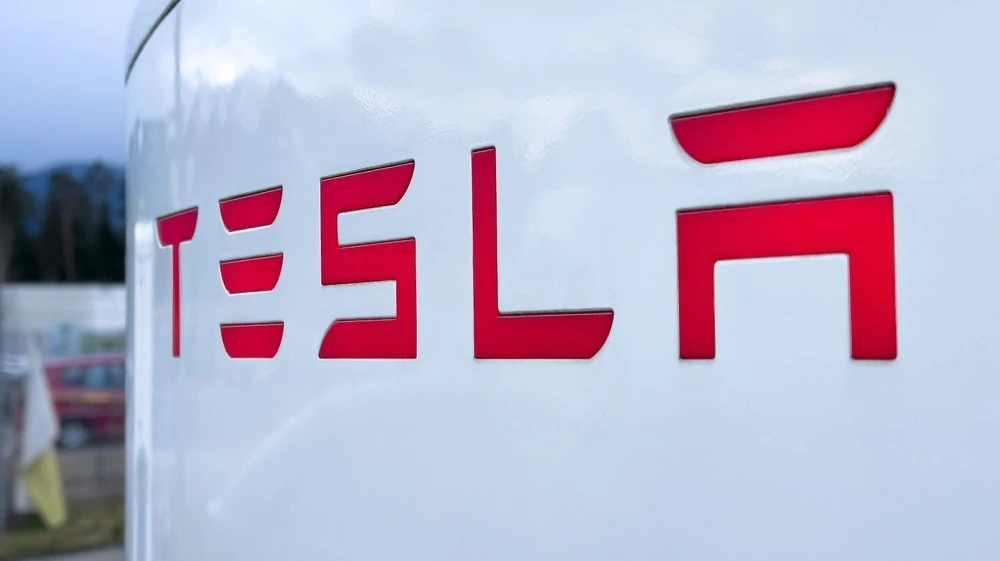 Teslas earnings report is one of the key events for Wall Street this week / Photo: HelgaQ/Shutterstock.com