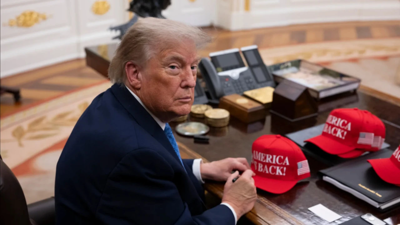 Donald Trump signed three executive orders imposing 50 percent tariffs on various categories of Canadian imports, unnamed officials from the U.S. president’s administration told reporters / Photo: White House