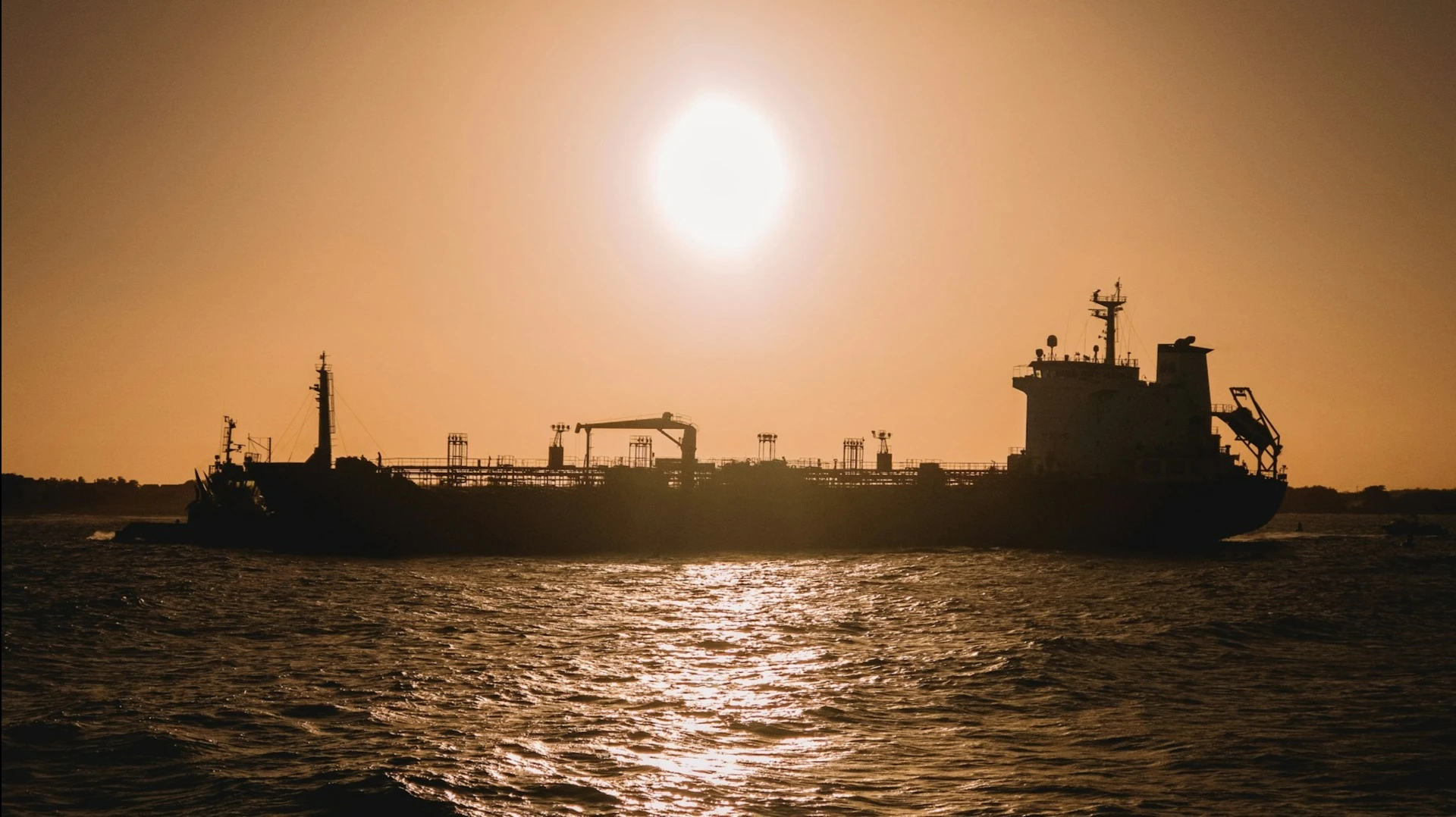 Oil Prices Are Approaching $100 per Barrel / Photo: Unsplash/Abdiel Rosario