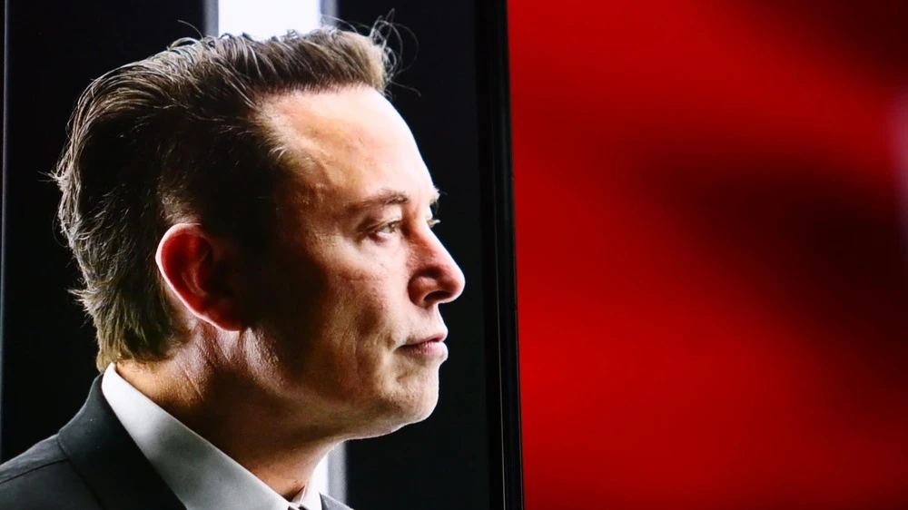 Инвесторы и аналитики давно обсуждают возможную интеграцию Tesla и SpaceX. Фото: Press Connect/Shutterstock