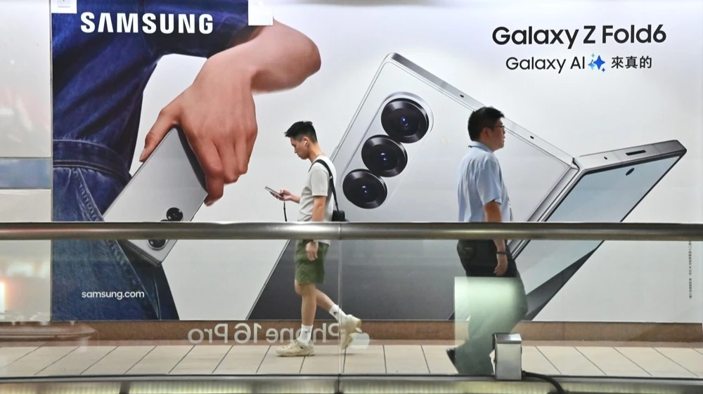 Скачок цен на чипы памяти обернулся для Samsung убытком в сегменте мобильных устройств / Фото: Moment Capsule/Shutterstock.com