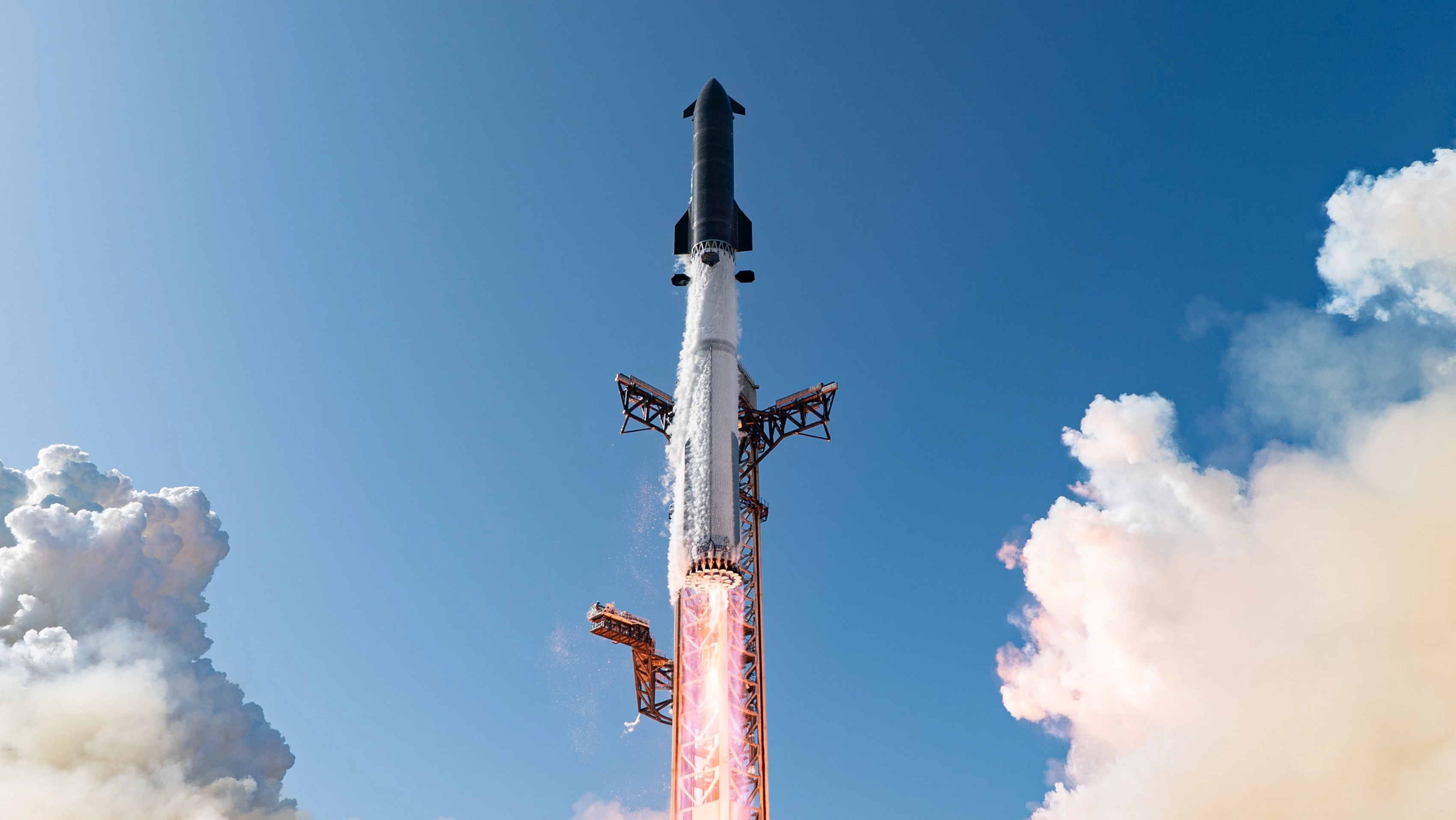 С учетом последнего контракта в 2026 году SpaceX выиграла контракты Космических сил США на $8,1 млрд / Фото: x.com / SpaceX